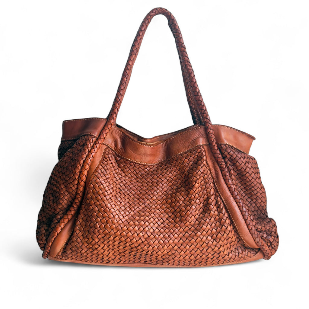 Italian leather handbag in soft tan leather