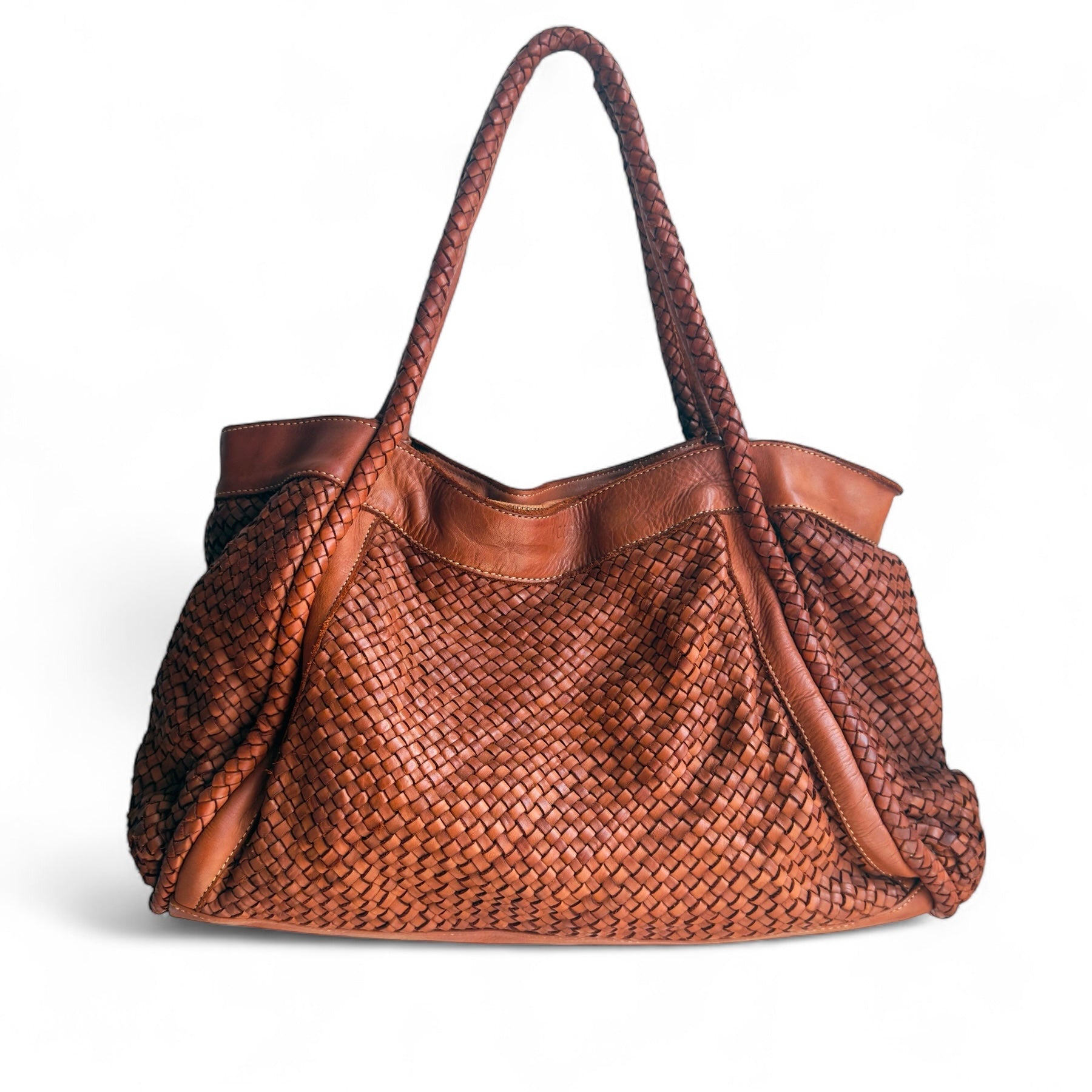 Italian leather handbag in soft tan leather