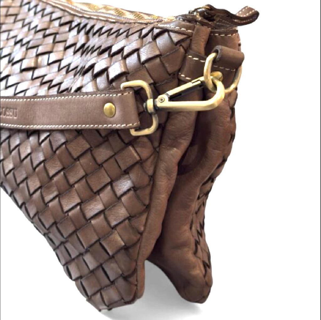 Timeless shoulder bag from an Italian bag brand 