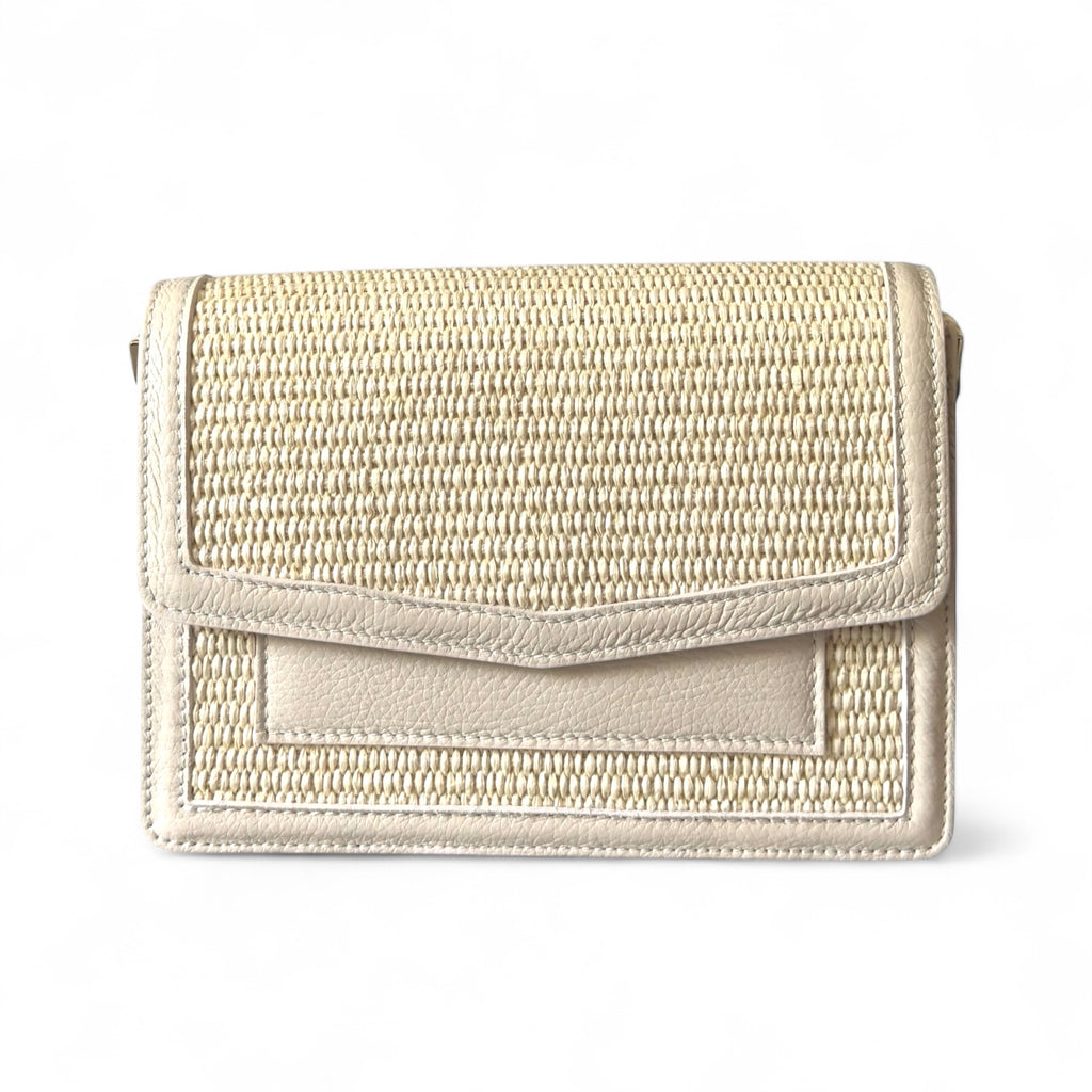 Cream made in Italy purse with zip fastening 
