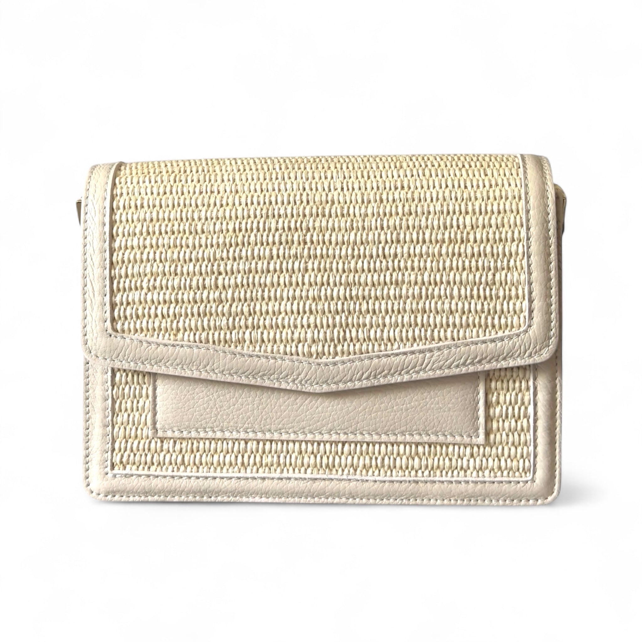 Cream made in Italy purse with zip fastening 