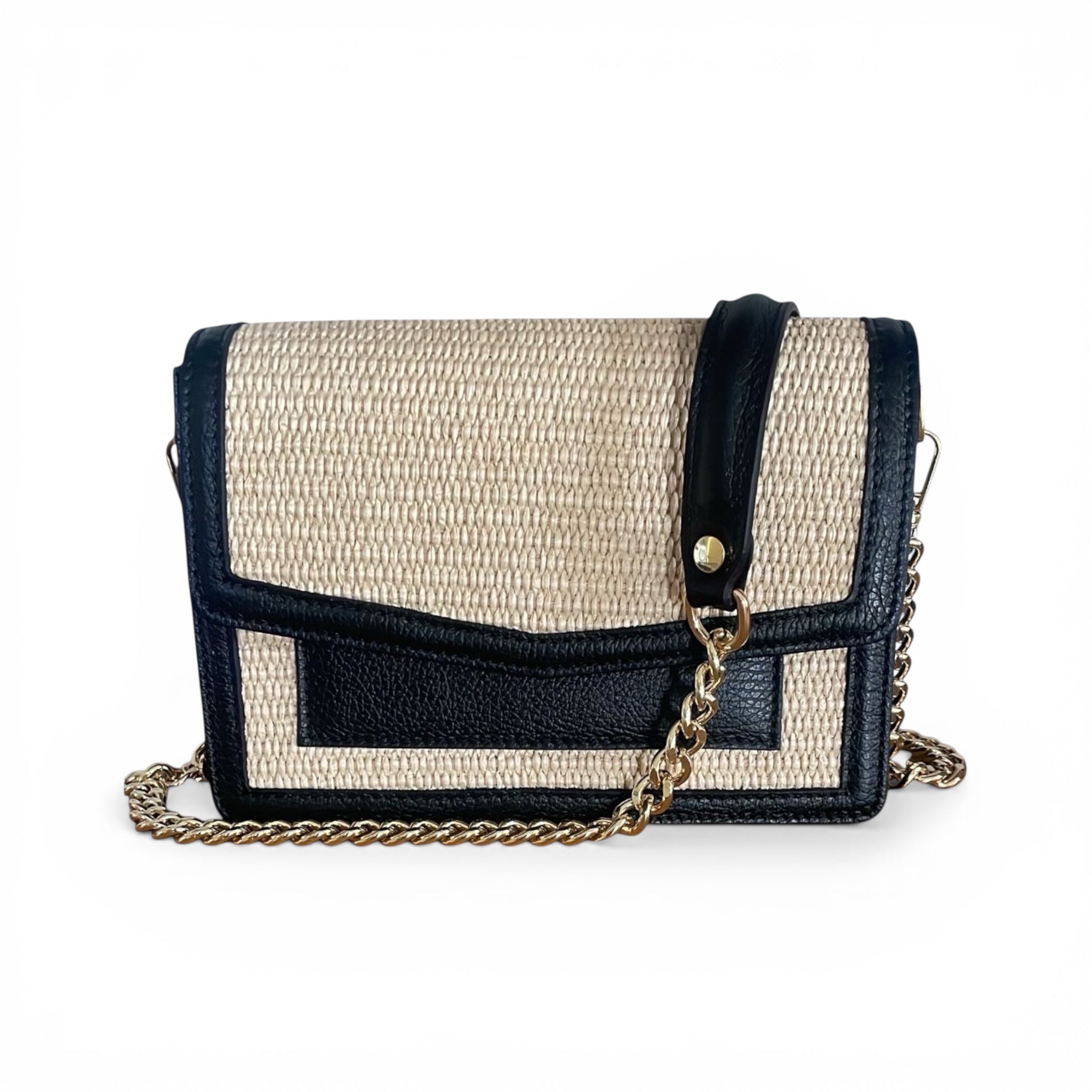 Black leather shoulder bag with gold chain detail