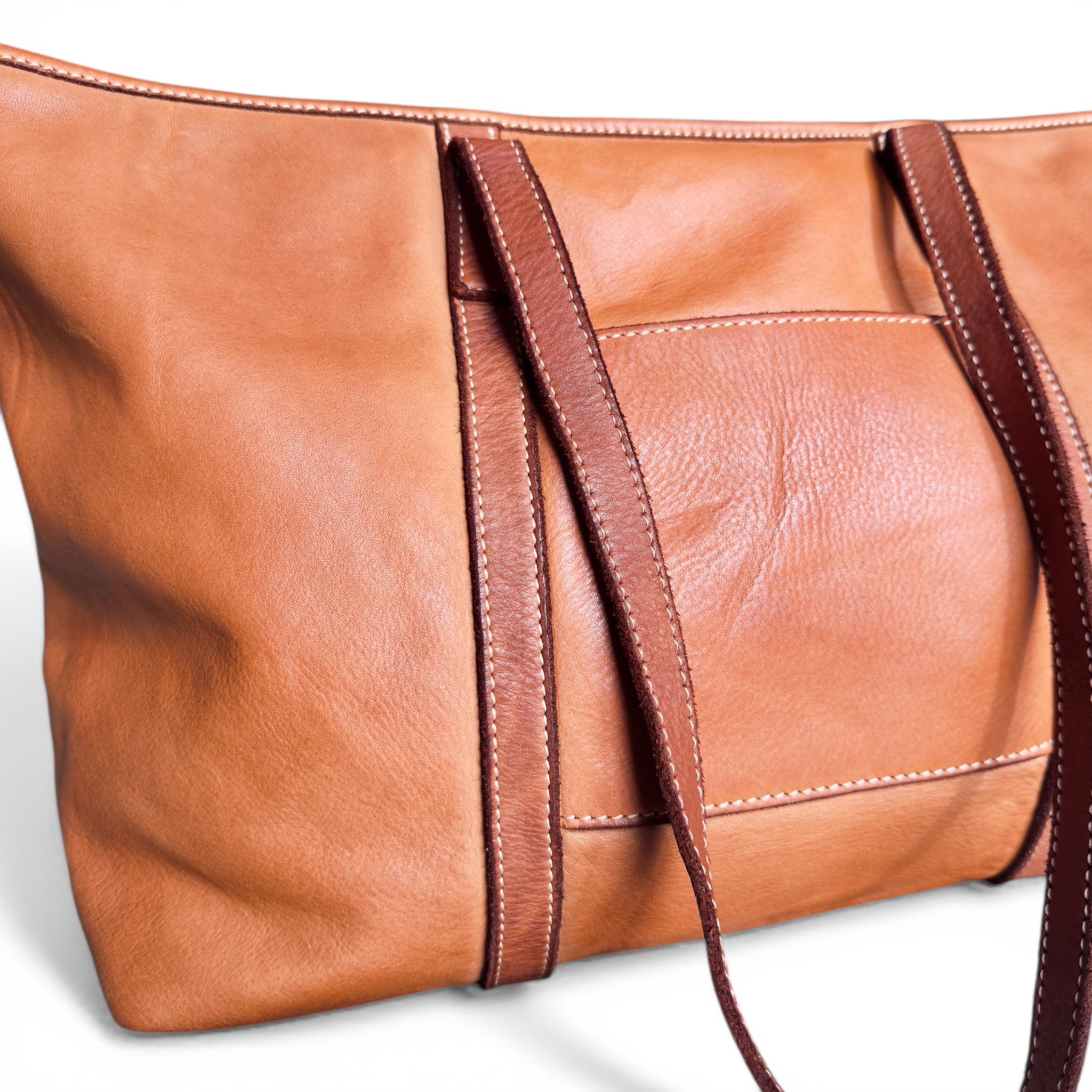 Italian leather handbag in soft tan leather