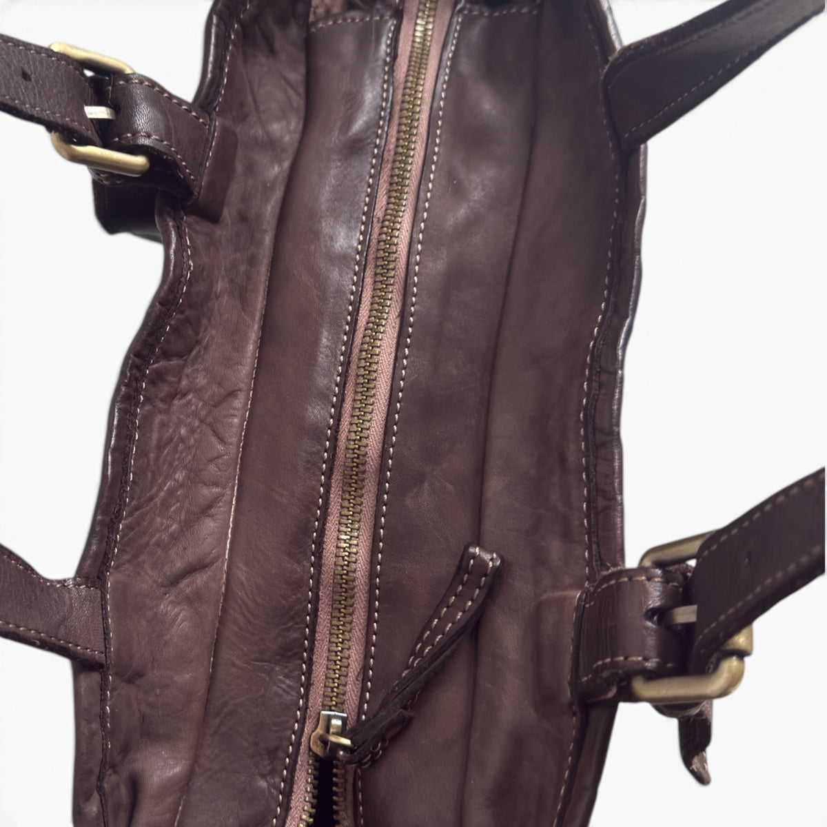 Classic Italian leather tote bag for women with everyday practicality