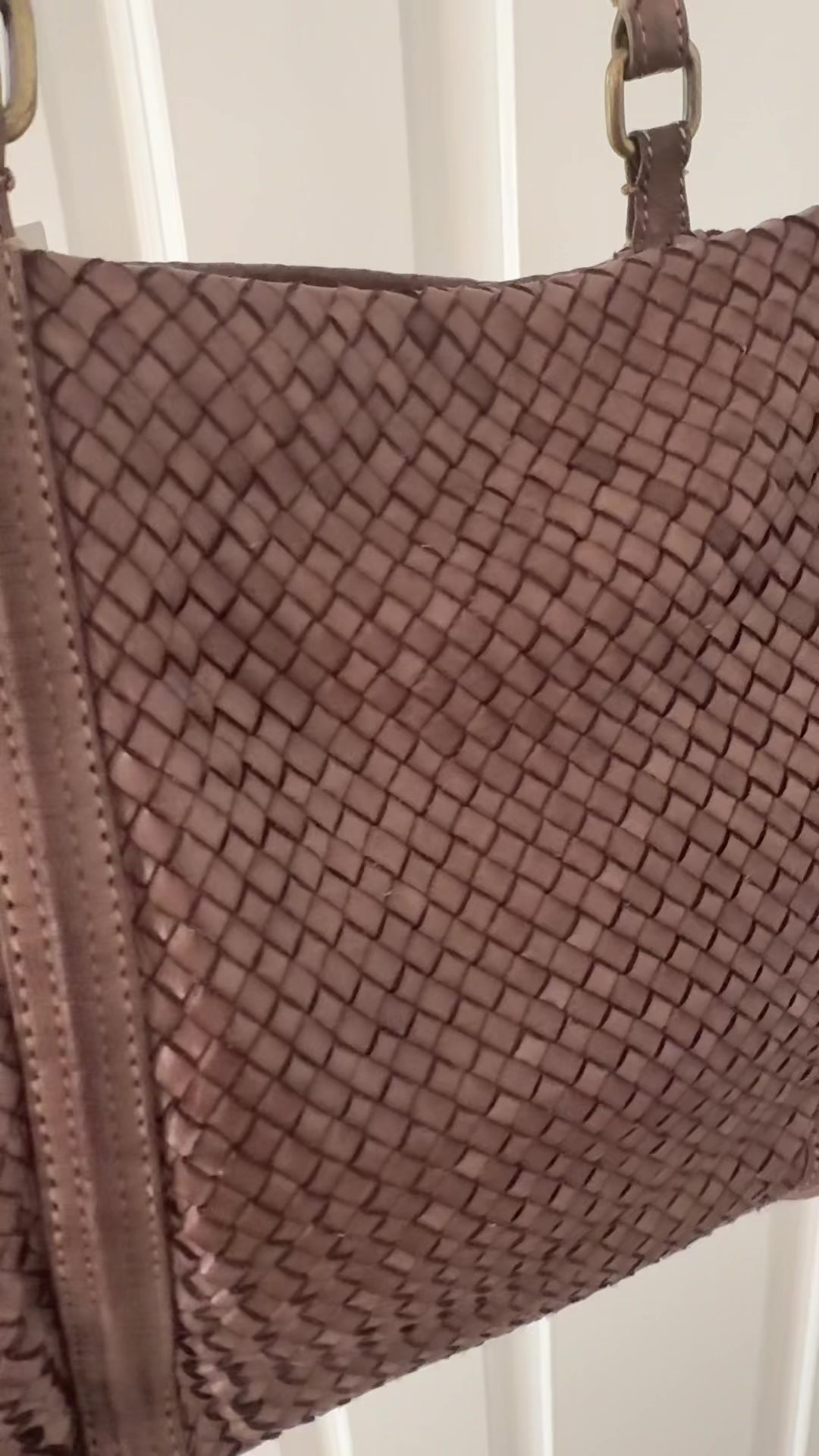 Sisini- Handwoven Italian Leather Tote